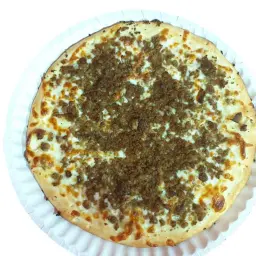 فطيرة لحم - وسط